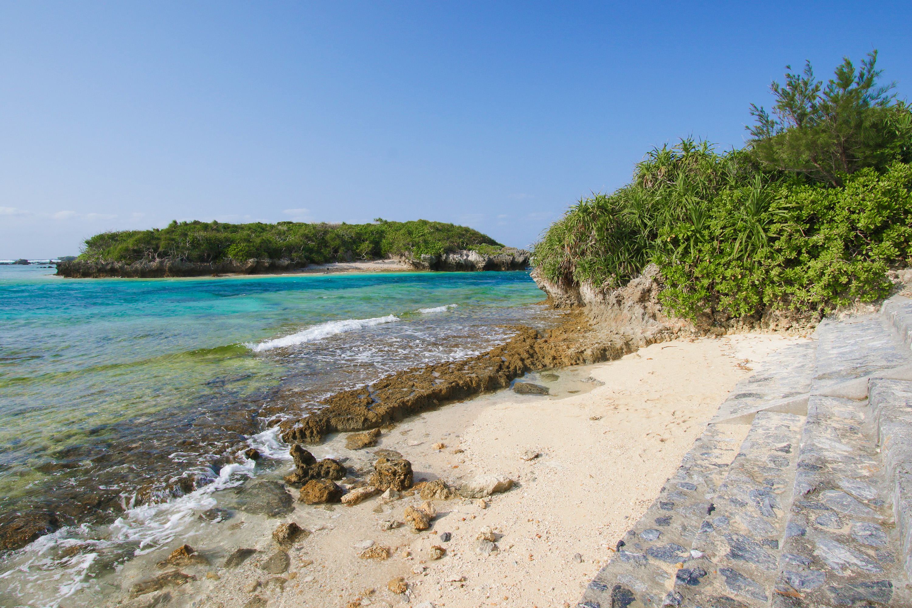 たくさんのカラフルなお魚に出会える 備瀬崎 シュノーケリング好きなら要チェック Okinawaholidayhackers