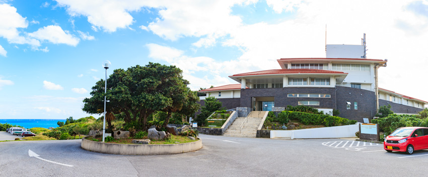 神이 산다는 섬 「호텔 하마히가섬 리조트」에서 더없이 여유로운 호텔 스테이 만끽♪｜Okinawaholidayhackers