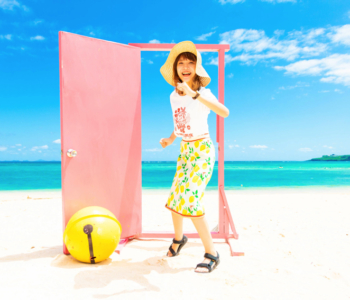 【どこでもドア出現】沖縄 今帰仁村のウッパマビーチ