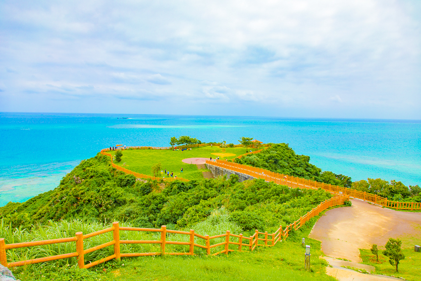 エリア別 沖縄ドライブ中に立ち寄れる絶景スポット３選 Okinawaholidayhackers