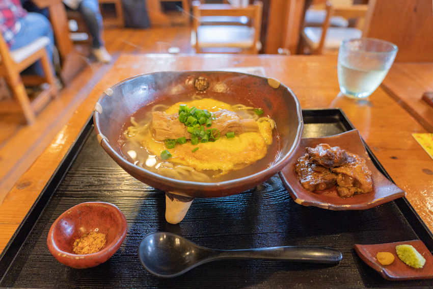 沖縄に来たら食べてみて 編集部がおすすめする 沖縄そば屋 さん Okinawaholidayhackers