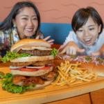 【沖繩飯店探險隊vol.8】別於一般景色坐落在山丘上的渡假飯店・約有1㎏的大漢堡「沖繩美爾度假大酒店」