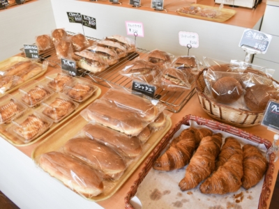 沖縄らしいパンも楽しめる老舗パン屋さん「ベーカリー リンドン」
