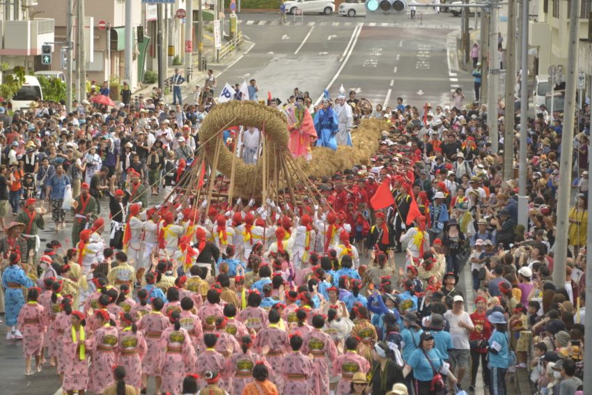 2022年度【第40回与那原大綱曳まつり】を紹介！沖縄の3大大